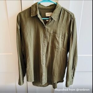 Universal Thread Olive Green Button-Up Shirt